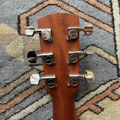 Jean Larrivee acoustic guitar Model: OM-03, Recording Series 2001 - Sitka spruce top with mahogany back and sides, ebony fingerboard, and a satin finish image 5