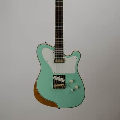 Bruce Guitars - "The Ellary" deluxe, surf green , Gemini pickups image 2