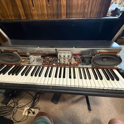 Wurlitzer 200 64-Key Electric Piano 1968 - 1974 - Black image 4