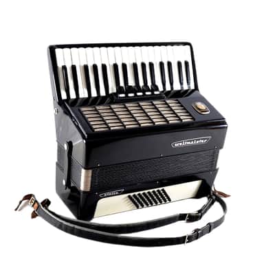 German Made Top Quality Accordion Weltmeister Stella - 48 bass, 5 registers + Original Hard Case & Straps included image 4