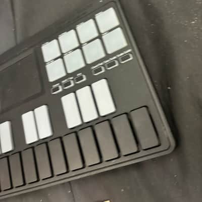 KORG nanoKEY Studio Mobile MIDI Keyboard Controller Bluetooth USB Tested image 7