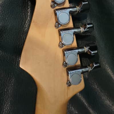 1988 Red Fender Stratocaster H series Made in Japan MIJ image 7