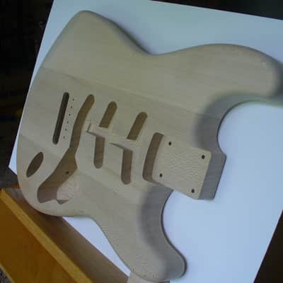 Exotic '62 S-Style Quarter Sawn American Sycamore Guitar Body for Strat® Neck Natural made in USA image 3
