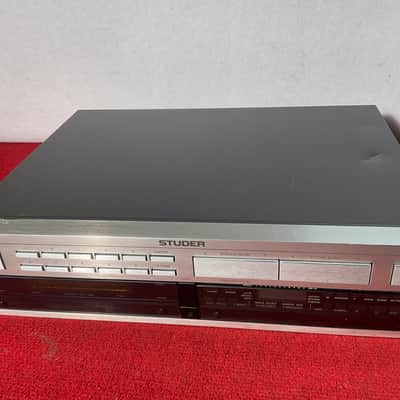 Studer A 764 FM TUNER image 16