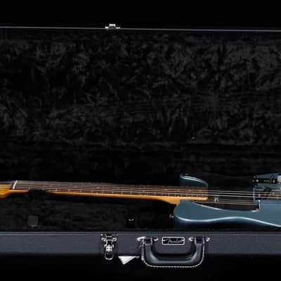 Fender Chrissie Hynde Telecaster Rosewood Fingerboard Ice Blue Metallic (675) image 7