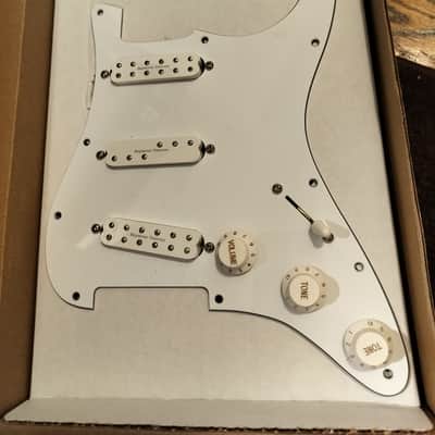 Seymour Duncan Everything Axe Pickguard Assembly 2010s - White image 1