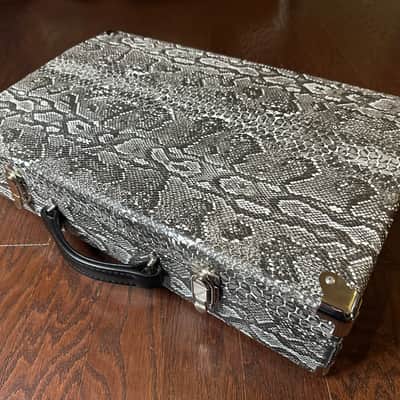 Carrying Case For Line6 Helix LT 2025 - Snakeskin Tolex image 2