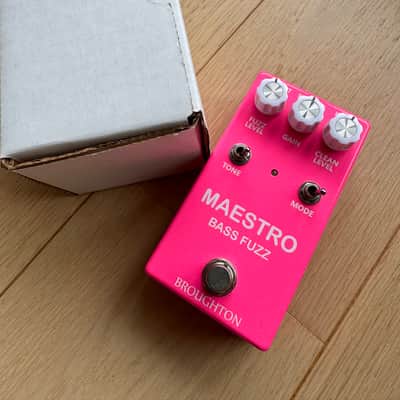 Broughton Audio Maestro Bass Fuzz – Hot Pink Sparkle – MINT image 7