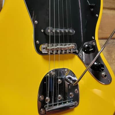 Squier Limited Edition FSR Affinity Jaguar - Graffiti Yellow image 5