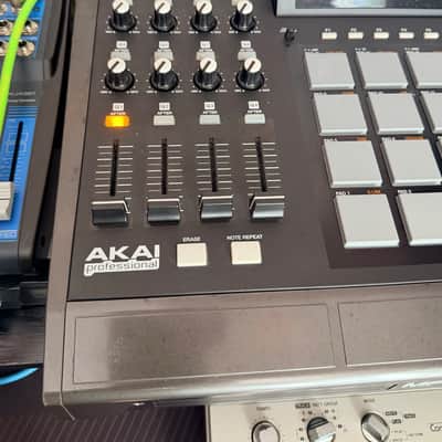 Akai MPC5000 Music Production Center image 3