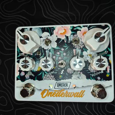 Oneder Effects Onederwall 2023 - Present - White / Floral image 1