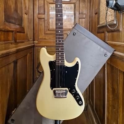 Fender Musicmaster 1978 - Olympic White image 1
