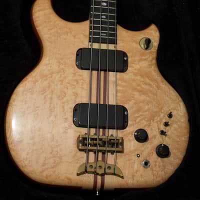 Alembic Distillate Bass 1983 Birdseye Maple and Mahogany Bild 1