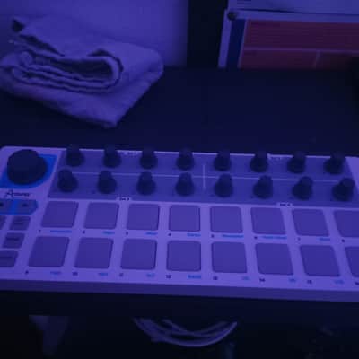 Arturia BeatStep MIDI Controller