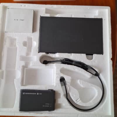 Sennheiser Sennheiser Diversity Receiver EM100 + SK100 Bodypack Transmitter + M3 Headmic – 790–822 MHz image 16