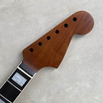 Roasted Maple Jazzmaster neck - Rosewood fretboard - Nitro Satin - Heel adjusted image 2