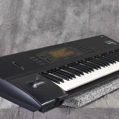 KORG 01/W FD Music Workstation Synthesizer in Very Good Condition image 4