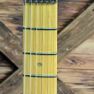 Fender American Deluxe Stratocaster® HSS 2004 - 3-Color Sunburst image 7