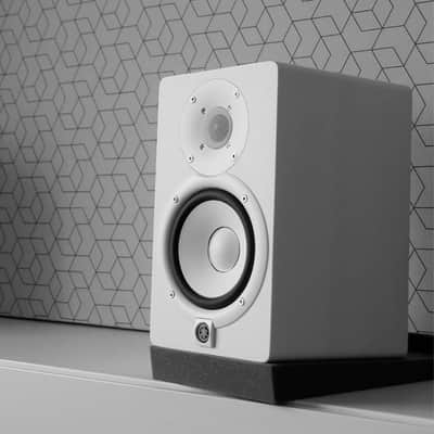 Yamaha HS8 8 Inch Powered White Studio Monitor 2 Pack with 2x Cable Bundle image 6