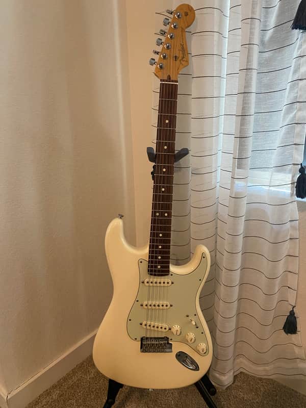 Fender American Standard Stratocaster with Rosewood Fretboard 2013 - Olympic White