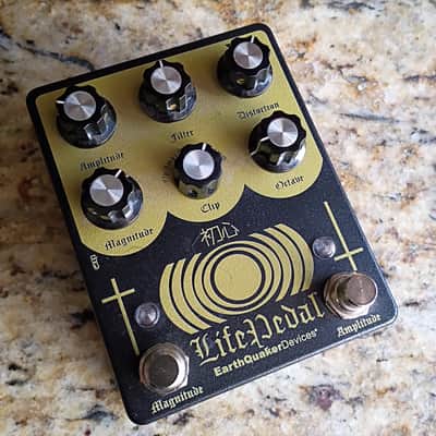 EarthQuaker Devices Sunn O))) Life Pedal Octave Distortion +
