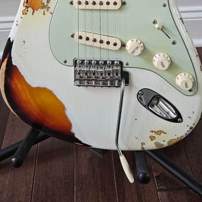 Fender Custom Shop '59 Stratocaster Heavy Relic- Olympic White Over 3-Tone Sunburst image 5