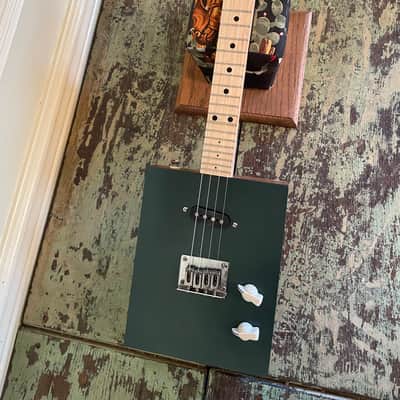 Taconic #221 String Electric Cigar Box Mandolin - Padron Damaso - Sherwood Green - Video image 3