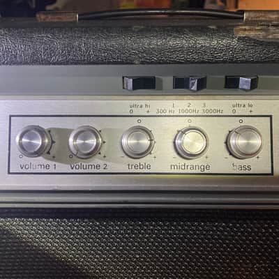 Ampeg V4B 1970's image 2