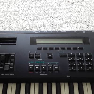 Yamaha Vintage Digital FM Keyboard/Workstation Synthesizer - (Extremely Clean) Came from Pro Studio image 8