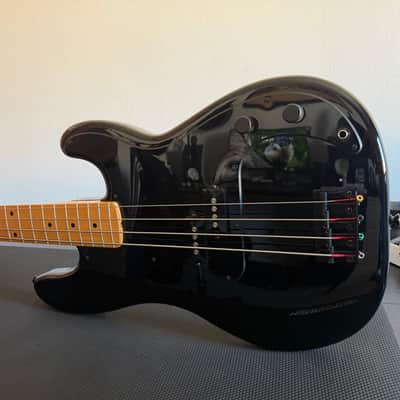 Fender Player Precision Bass 2018 - Black image 3