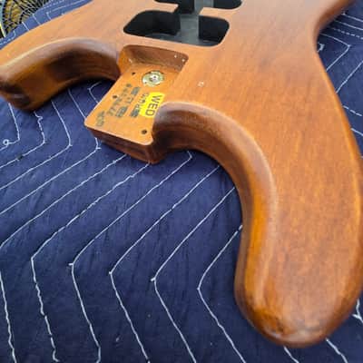 Fender Professional 2 stratocaster body 2024 - True oil image 24