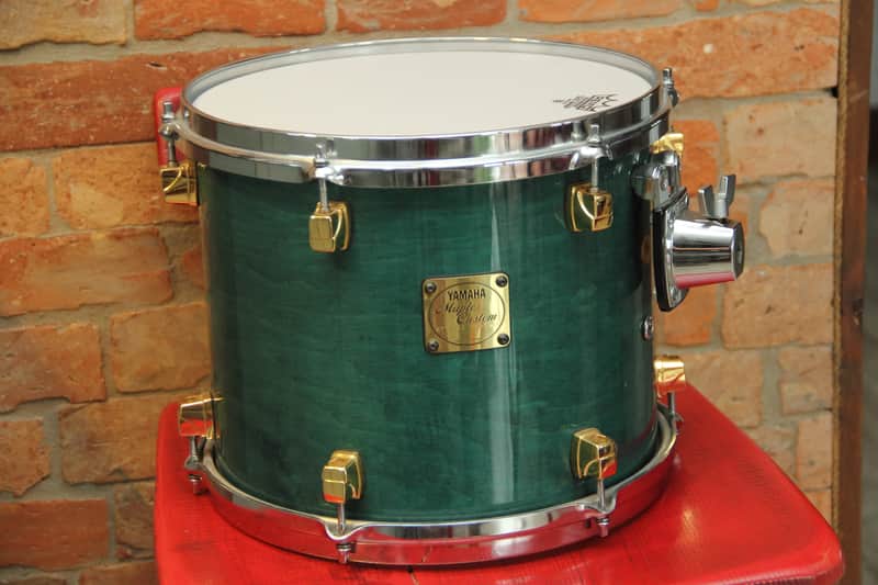 Yamaha Maple Custom - Turquoise 12x10 tom image 1