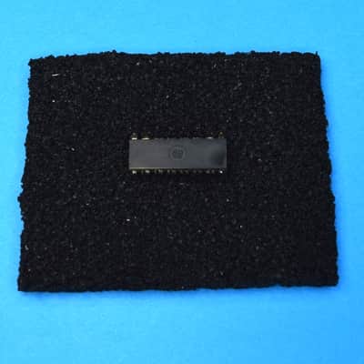 MK50242N - 12 note Top Octave Synthesizer TOS - Genuine chip for ARP, Crumar, Elka, Thomas, Siel, Sequential Circuits image 2