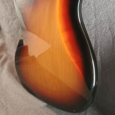 Fender Vintera '70s Jazz Bass Body 2012 3-Color Sunburst image 6