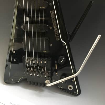 Steinberger GP4T 1986  "Mini V"  Black image 8