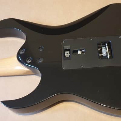 Ibanez RG Series RG350MZ Floyd Rose Electric Guitar Black Maple Neck image 12