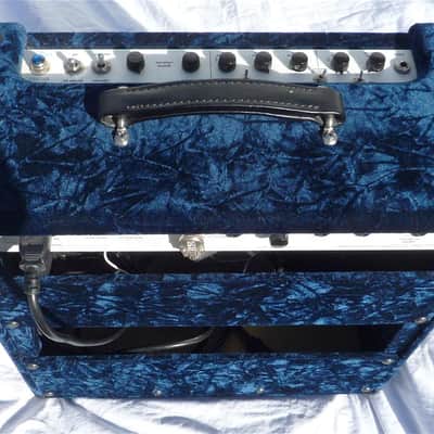 Zinky Blue Velvet 25W Combo image 2