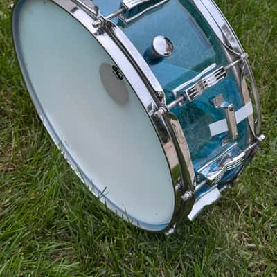 Vintage Ludwig Vistalite 14x5 Blue Acrylic Snare Drum – 1970s (Cracked) image 4
