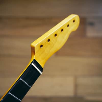 Telecaster Neck – Vintage Maple & Rosewood | 21 Frets | Nitro Satin Finish | Bone Nut image 4
