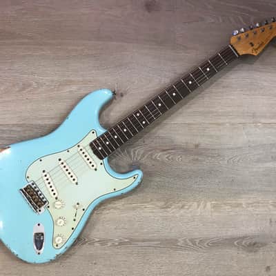 Fender Stratocaster Custom Shop 1960 Reissue Relic - 2008 - rare Daphne Blue finish image 2