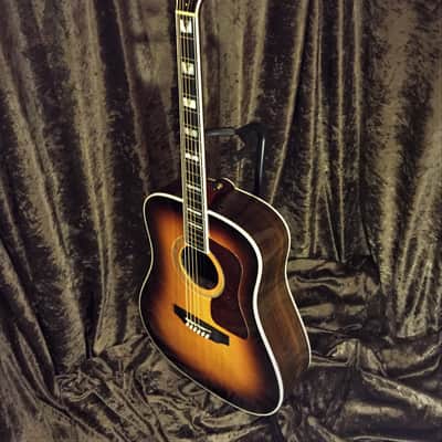 Guild D-55 2013 Sunburst New Hartford Built Guild Acoustic D55 Very Good Condition Dreadnought image 13