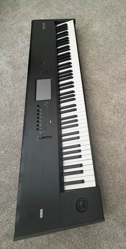 Korg Nautilus 88-Key Music Workstation 2020 - Present - Black image 1