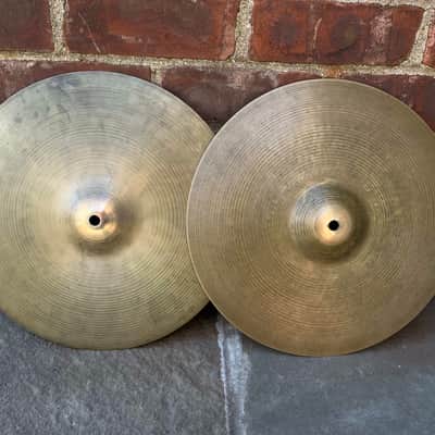Zildjian 14" New Beat Hi Hats 1010/1360 Grams image 1