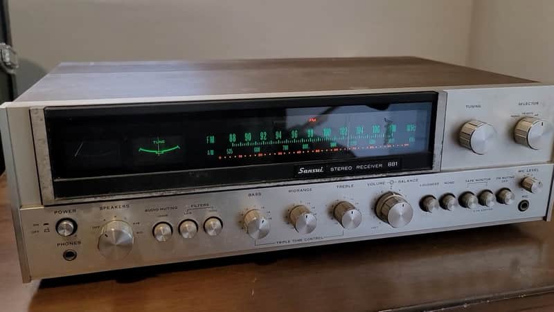 Sansui 881 Vintage Stereo Receiver 60WPC Japan - Powers On, No Sound, For Repair image 1