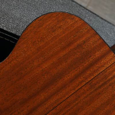 2014 Martin 000-18E Retro Acoustic Guitar Natural + OHSC image 15