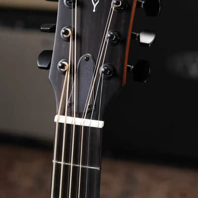 Taylor 324ce Baritone-8 LTD Grand Auditorium Acoustic/Electric Guitar with Hardshell Case image 5
