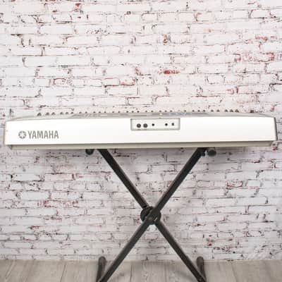 Yamaha DGX-200 Digital Piano x0882 (USED) image 9