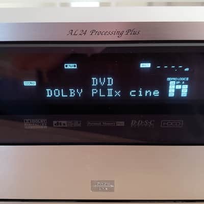 Denon AVR-3805 7.1 Home Theater Receiver 120 wpc x 7 MINT with all Accessories & Factory Box image 5