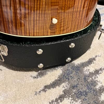 Bourgeois SJ The Standard 2022 - Sunburst image 6