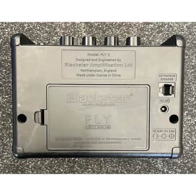 Blackstar Fly 3 Mini Portable Guitar Amplifier in Black Pre-Owned image 3